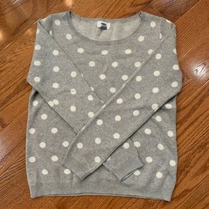 Gray and white polka dot sweater. Medium
